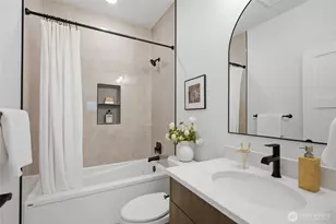 5720 NE 65th St, Seattle, WA 98115 - Photo 22