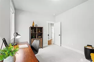 510 Viewcrest Dr NW, Issaquah, WA 98027 - Photo 18