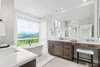 510 Viewcrest Drive NW, Issaquah, WA 98027 - Photo 24