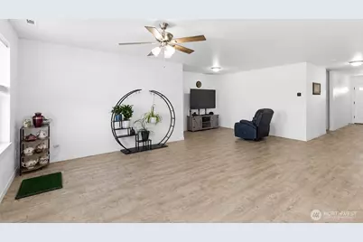 602 Cardinal Avenue, Winlock, WA 98596 - Photo 20