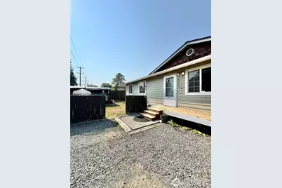 309 W Galena Street, Granite Falls, WA 98252 - Photo 2