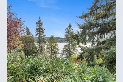 10830 Lake View Drive, Lake Stevens, WA 98258 - Photo 4