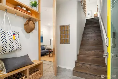 1623 14th Avenue #E, Seattle, WA 98122 - Photo 6