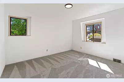 4442 95th Avenue NE, Bellevue, WA 98004 - Photo 26