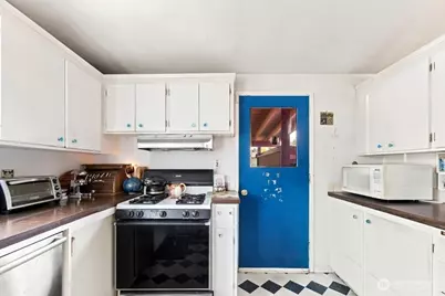 15432 SE 8th Street, Bellevue, WA 98007 - Photo 8