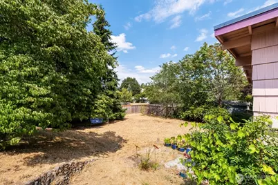 15432 SE 8th Street, Bellevue, WA 98007 - Photo 30