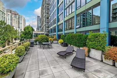 2716 Elliott Avenue #605, Seattle, WA 98121 - Photo 24