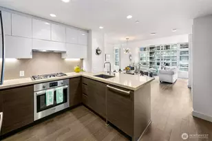 583 Battery St, Seattle, WA 98121 - Photo 4