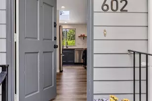 602 198th St SE, Bothell, WA 98012 - Photo 2