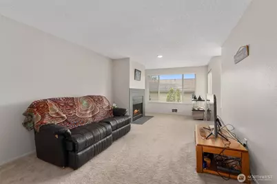 11802 98th Avenue NE #B6, Kirkland, WA 98034 - Photo 4