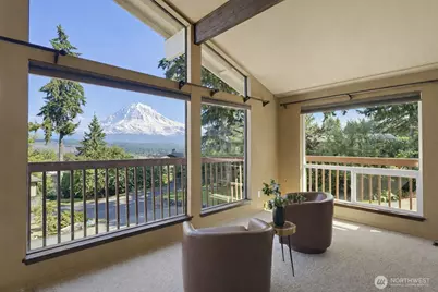 13807 Military Road E, Puyallup, WA 98374 - Photo 4