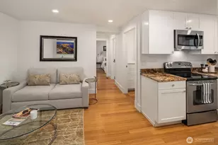 160 Highland Dr, Seattle, WA 98109 - Photo 34