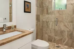 160 Highland Dr, Seattle, WA 98109 - Photo 36