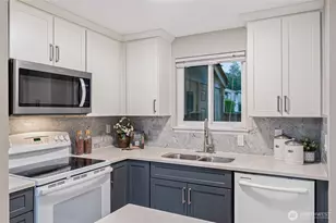 10053 NE 138th Pl, Kirkland, WA 98034 - Photo 2