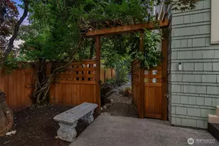 207 25th Ave, Seattle, WA 98122 - Photo 38
