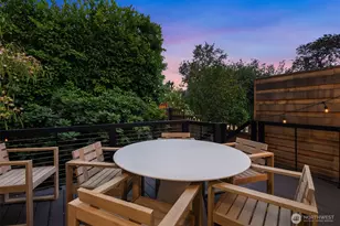 207 25th Ave, Seattle, WA 98122 - Photo 32