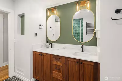 207 25th Avenue, Seattle, WA 98122 - Photo 8