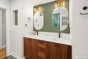 207 25th Ave, Seattle, WA 98122 - Photo 8