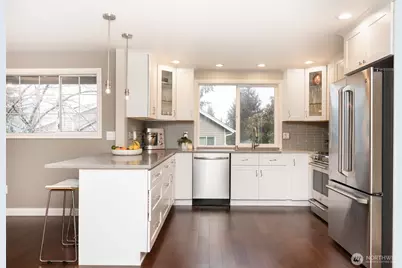 6304 110th Avenue NE, Kirkland, WA 98033 - Photo 6