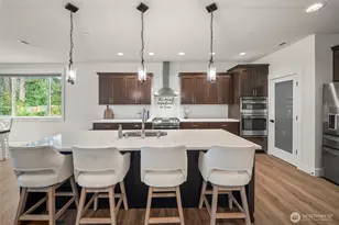 7704 Connells Prairie Road E, Bonney Lake, WA 98391 - Photo 14