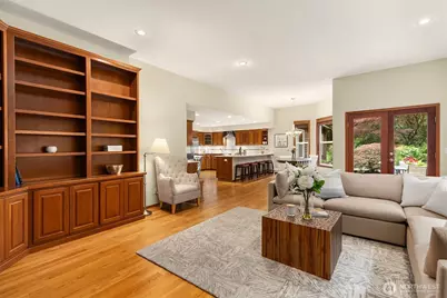 8387 NE Sumanee Place, Bainbridge Island, WA 98110 - Photo 16
