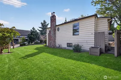 3310 SW 104th Street, Seattle, WA 98146 - Photo 34