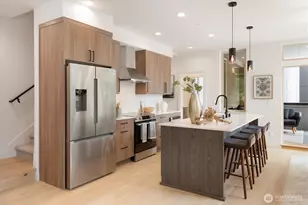 18032 A Sunnyside Ave N, Shoreline, WA 98133 - Photo 10