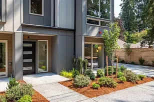 18032 A Sunnyside Ave N, Shoreline, WA 98133 - Photo 2