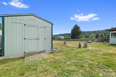 180 Kowntee Street, Camano Island, WA 98282 - Photo 34