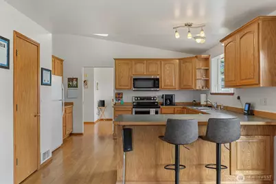 180 Kowntee Street, Camano Island, WA 98282 - Photo 18