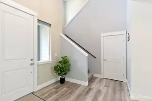 4913 NE 1st St, Renton, WA 98059 - Photo 18