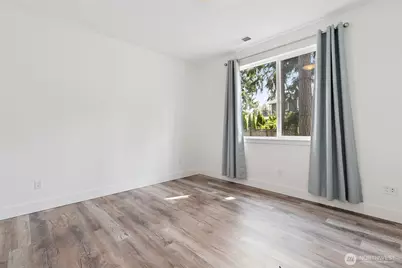 4913 NE 1st Street, Renton, WA 98059 - Photo 16