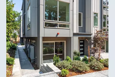 18032 - C Sunnyside Avenue N, Shoreline, WA 98133 - Photo 2