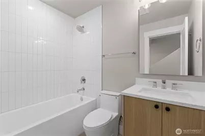 1407 29th Avenue #B, Seattle, WA 98122 - Photo 16