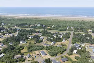 141 Frigate St NW, Ocean Shores, WA 98569 - Photo 34