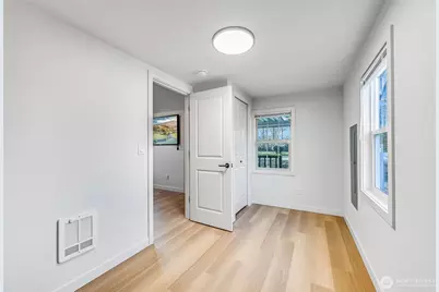 12542 50th Place S, Tukwila, WA 98178 - Photo 8
