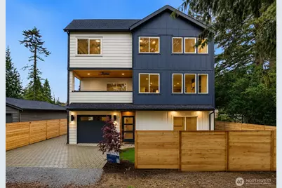 9725 Evanston Avenue N, Seattle, WA 98103 - Photo 1