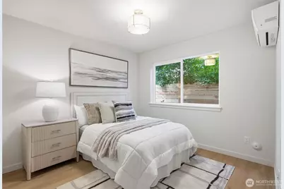 9725 Evanston Avenue N, Seattle, WA 98103 - Photo 34