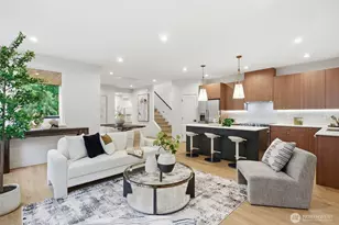 9725 Evanston Ave N, Seattle, WA 98103 - Photo 10