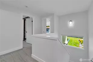 22240 24th Ave S, Des Moines, WA 98198 - Photo 22