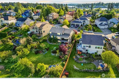 21729 Quiet Water Loop, Lake Tapps, WA 98391 - Photo 1
