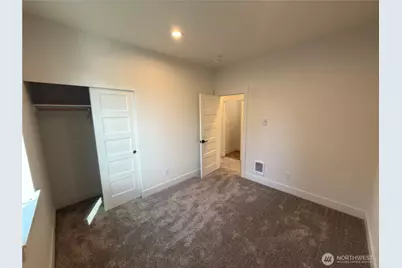 10528 13th Avenue W #A, Everett, WA 98204 - Photo 12