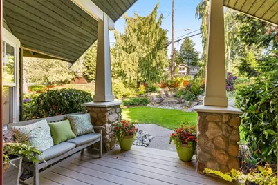 1907 2nd Street, Kirkland, WA 98033 - Photo 2