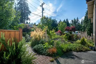 1229 SE Camano Dr, Camano Island, WA 98282 - Photo 34