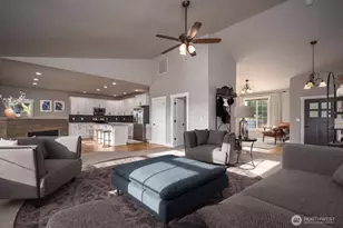 1229 SE Camano Dr, Camano Island, WA 98282 - Photo 12