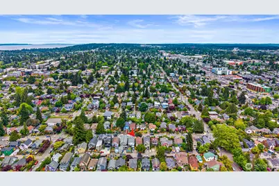 731 N 80th Street, Seattle, WA 98103 - Photo 36