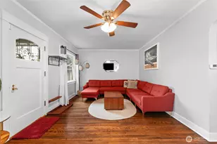 731 N 80th St, Seattle, WA 98103 - Photo 2