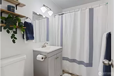124 Tule Lake Road E, Tacoma, WA 98445 - Photo 20
