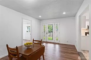124 Tule Lake Rd E, Tacoma, WA 98445 - Photo 16