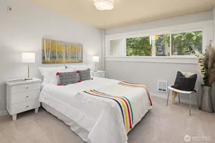 705 E Republican St, Seattle, WA 98102 - Photo 12